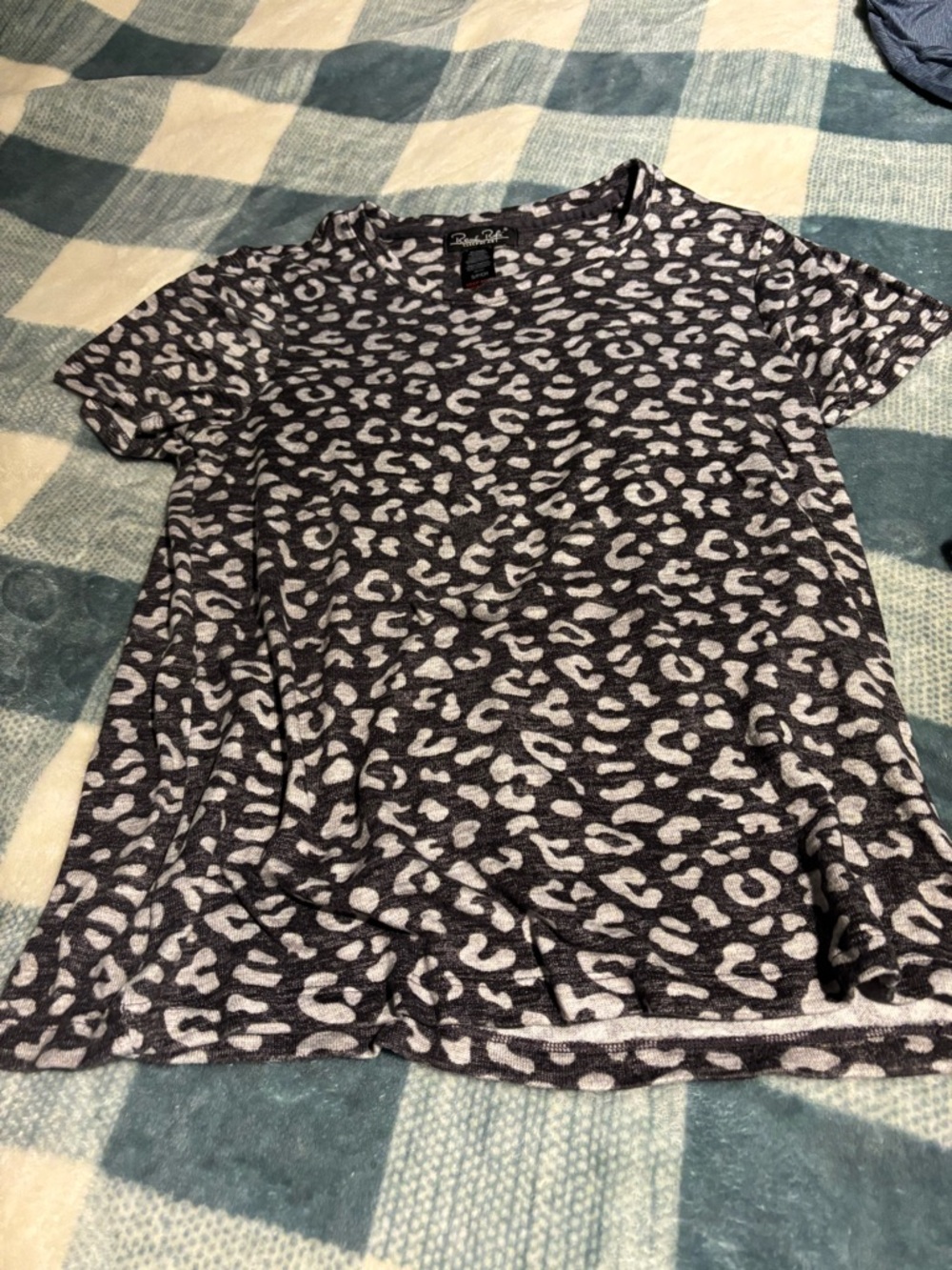 Super soft capri PJ set! Never worn - Picture 5 of 5